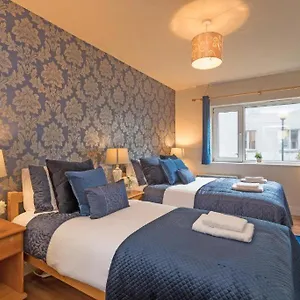 Town Square Townhouse - Location In Appartement